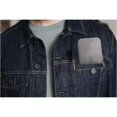 Logo trade business gifts image of: Xtorm XWF31 15W foldable 3-in-1 wireless travel charger