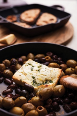 Logotrade promotional giveaway image of: VINGA Monte enameled cast iron sauté pan