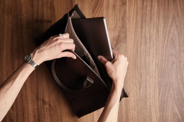 Logo trade advertising products picture of: VINGA Hunton computer brief