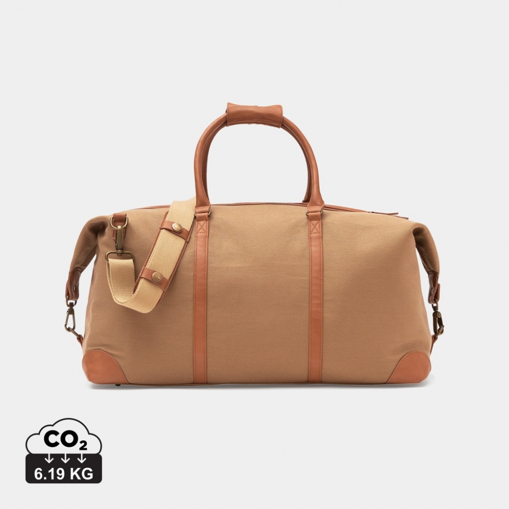 Logotrade promotional item picture of: VINGA Sloane RCS RPET weekender bag