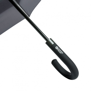 Logo trade promotional merchandise image of: Swiss Peak AWARE™ 23" to 27" expandable umbrella