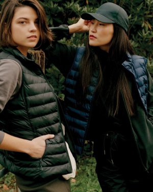 Logo trade corporate gifts picture of: Iqoniq Meru women recycled polyester bodywarmer