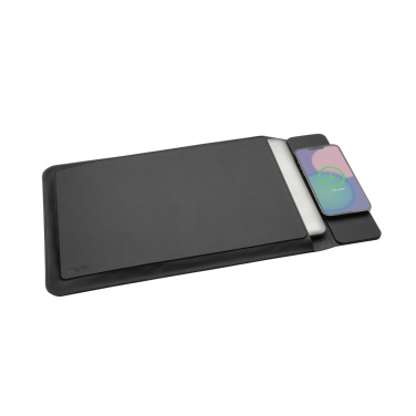 Logo trade business gift photo of: Swiss Peak 15W magnetic charging laptop sleeve 14-15,6"