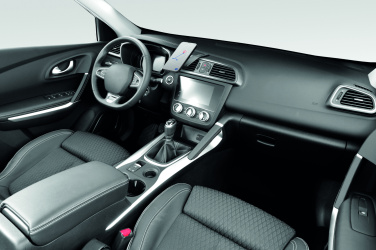 Logo trade promotional merchandise photo of: 15W magnetic car charger