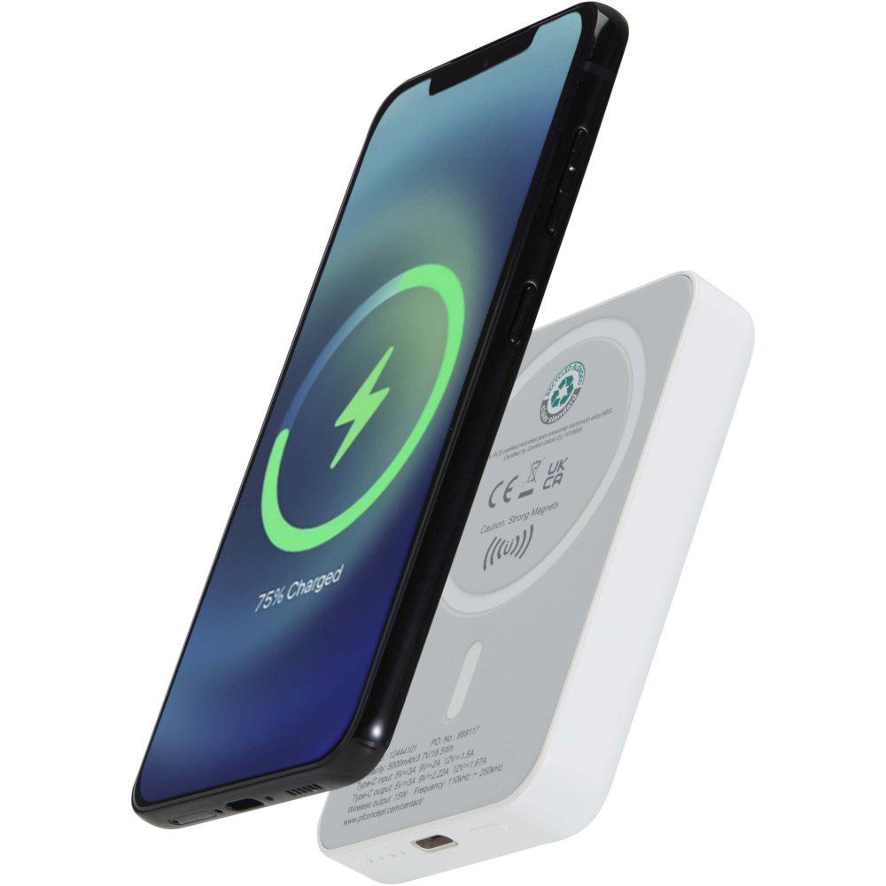 Logo trade business gifts image of: Acrab 5000 mAh 15W magnetic wireless power bank with 20W PD - made from recycled plastic
