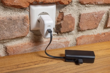 Logo trade ärikingitused foto: Powerlink RCS rplastic 3000 mah powerbank USB C pistik