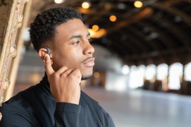 Logo trade reklaamtooted foto: Urban Vitamin Pacifica RCS plastikust kõrvaklapid