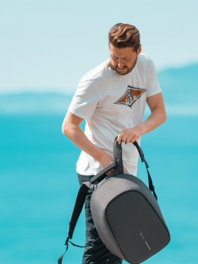 Logotrade firmakingi foto: Bobby Hero Väike vargusevastane seljakott