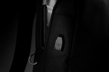 Logo trade reklaamtoote pilt: Swiss Peak AWARE™ RFID ja USB sülearvuti seljakott