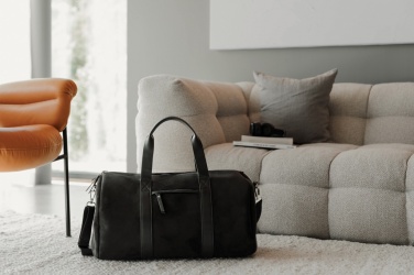 Logotrade firmakingi foto: VINGA Marlow RCS taaskasutatud polüestrist reisikott