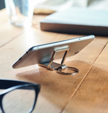 Logotrade reklaamkingid pilt: Metallist võtmehoidja telefonialus Seinäjoki