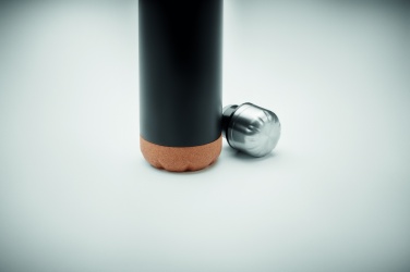 Logotrade reklaamtooted pilt: Kaheseinaline pudel 500 ml