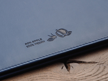 Logotrade firmakingi foto: Diplomi kate 152317