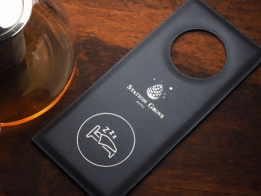 Logotrade firmakingitused pilt: Hotelli ukskaart 1960319