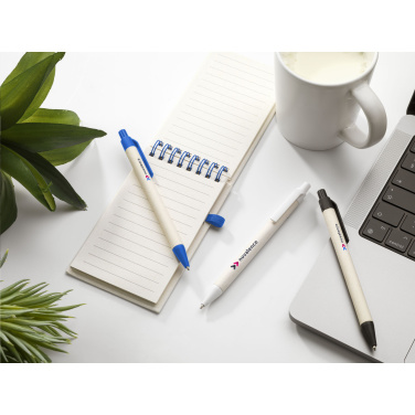 Logotrade firmakingituse foto: Taaskasutatud piimakarpidest pastapliiats