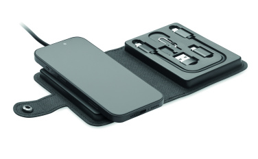 Logotrade ärikingitused pilt: CAWATT 4 in 1 kaabli pistikute komplekt 15W