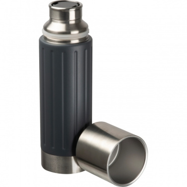 Logotrade firmakingi foto: MoLu roostevabast terasest pudel vase isolatsiooniga Saint Albans