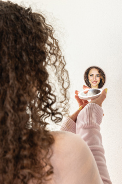 Logo trade meened foto: Lumora LED laetav meigipeegel