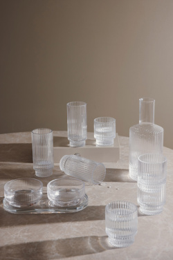 Logo trade firmakingi pilt: VINGA York tapase komplekt