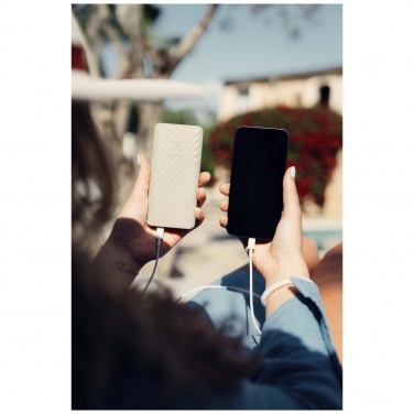 Logo trade mainoslahjat ja liikelahjat kuva: Xtorm XG220 Go2 15 W:n ja 20 000 mAh:n pikalatausvirtalähde 