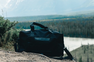 Logotrade mainostuotet kuva: Swiss Peak AWARE™ RPET Voyager viikonloppulaukku