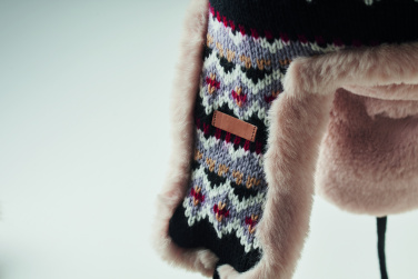 Logotrade mainoslahja ja liikelahja kuva: Neulottu pipo korvaläpällä