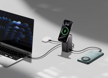 Logo trade liikelahja mainoslahja tuotekuva: Urban Vitamin Sunnyvale 100 W 15 000 mAh virtapankki