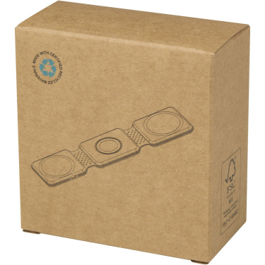 Logotrade mainoslahjat ja liikelahjat tuotekuva: Armus 15 W:n kierrätetystä muovista valmistettu 3-1 taittuva langaton laturi