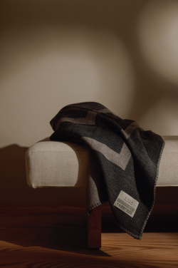 Logotrade reklaminiai produktai nuotrauka: VINGA Monogram GRS antklodė