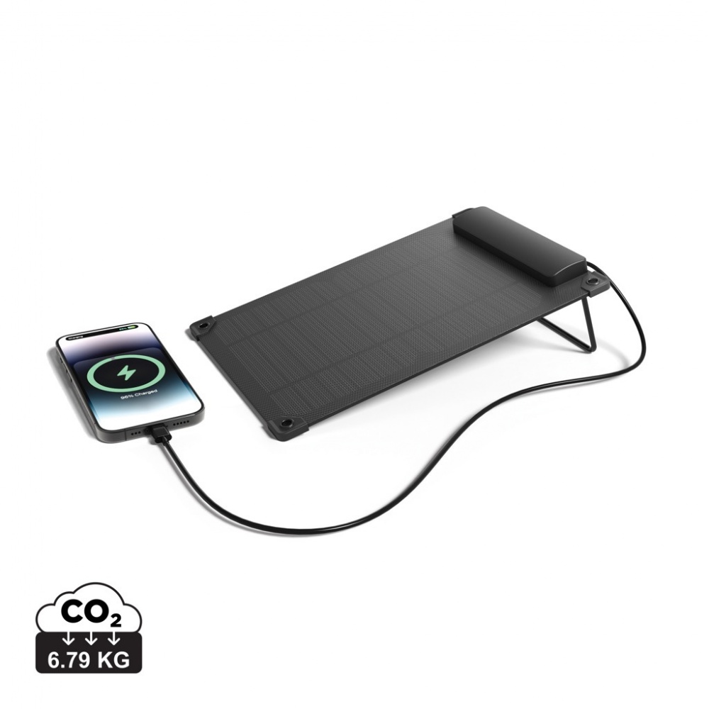 Лого трейд бизнес-подарки фото: Solarpulse rplastic портативная солнечная панель 5 Вт