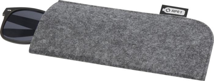 Лого трейд pекламные cувениры фото: Felta чехол для очков из материалов, переработанных согласно стандарту GRS