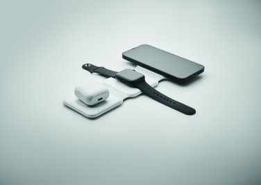 Logotrade profilreklam bild: Vikbar laddningsstation 15W