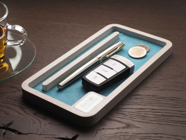 Logotrade kampanjprodukter bild: Skrivbordsarrangör i trä 1818121