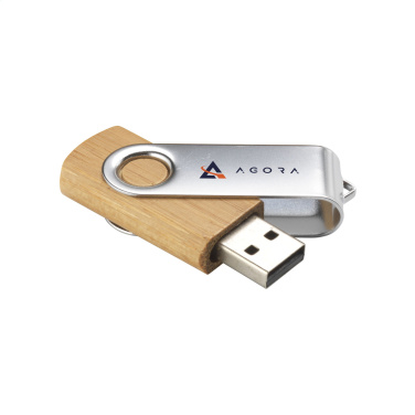 Logotrade kampanjprodukter bild: USB Twist Bamboo 32 GB