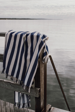 Logotrade profilprodukter bild: VINGA Ornos GRS hamam familjehandduk